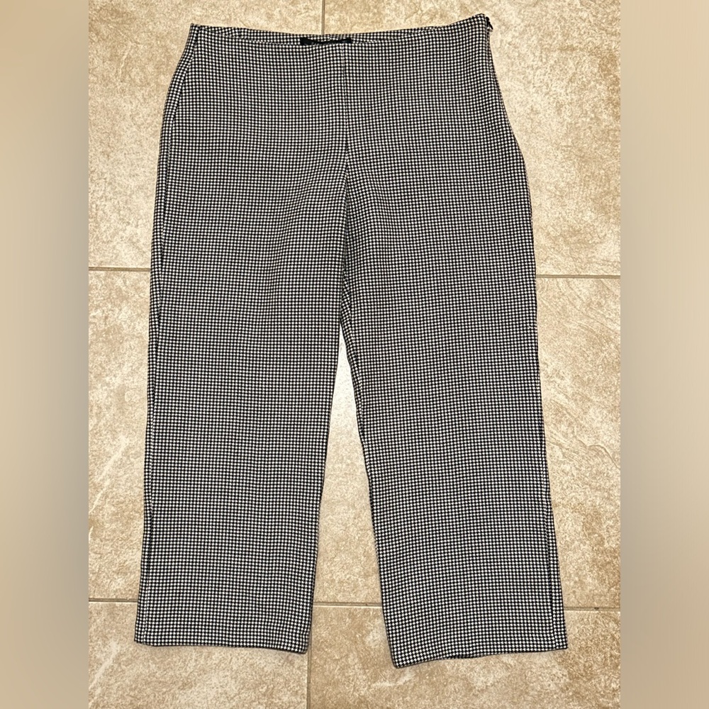 Zara Women’s Hounds Tooth Dress Capri Trousers Large Black & White Side Zip